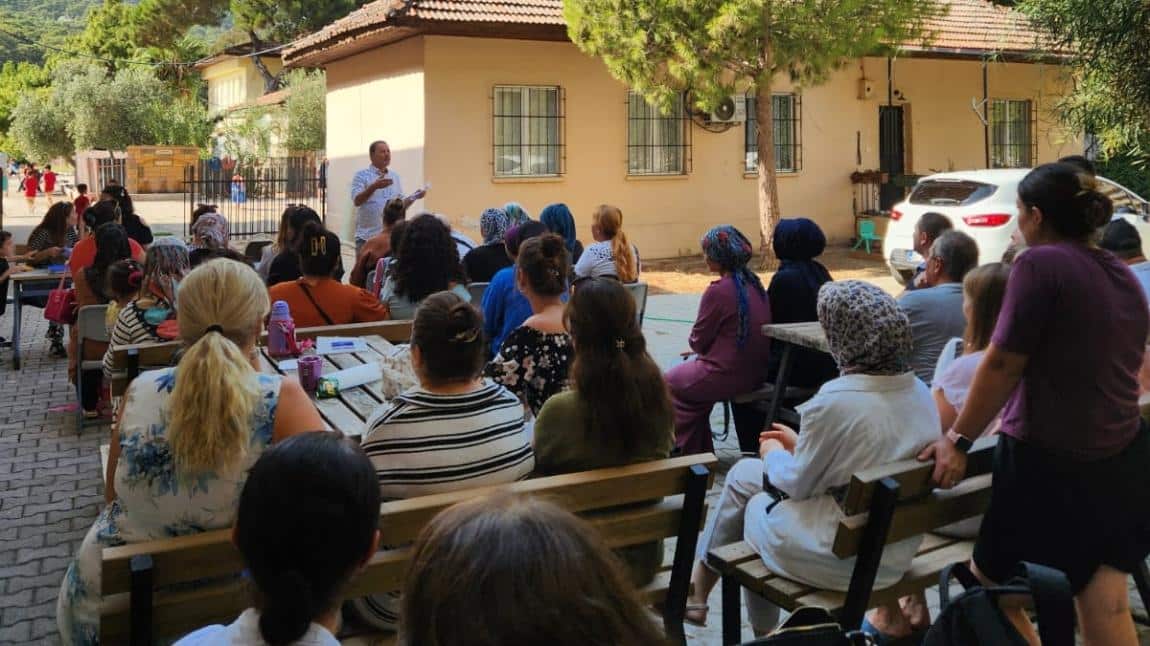 Okulumuzda Okul Aile Birliği Toplantımız Yapıldı